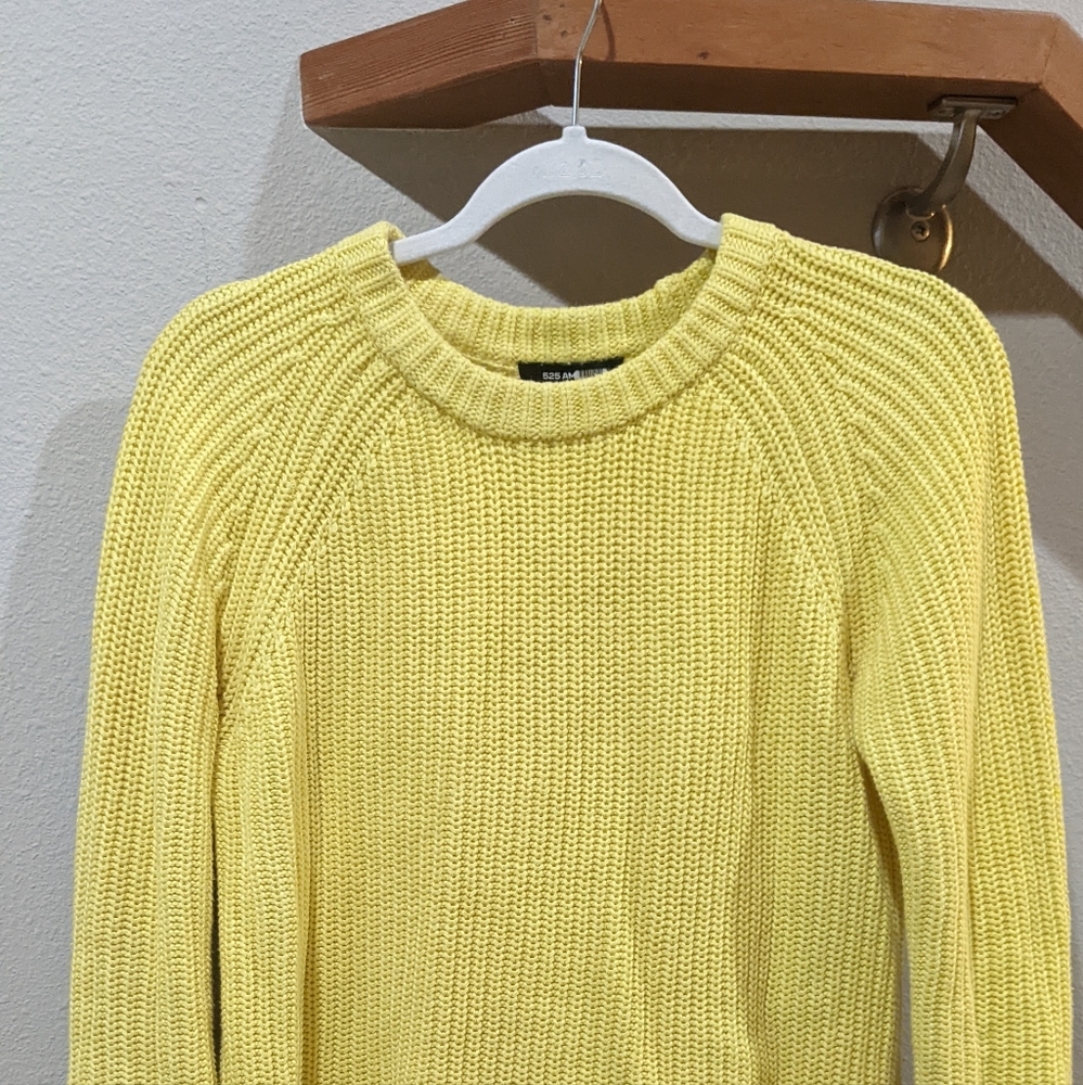525 America sweater